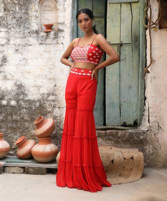 Red croptop with gharara and choker dupatta 1