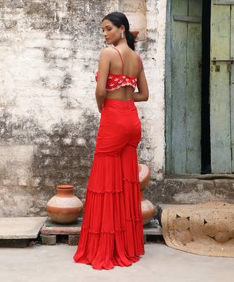 Red croptop with gharara and choker dupatta 3