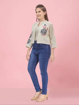 Aarika girls white color embroidered ethnic jakcet 2