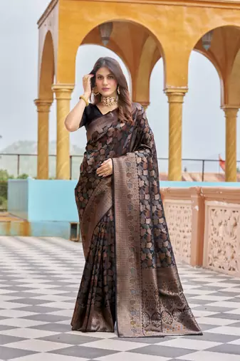 Black kanjivaram silk blend zari Woven Floral Design Casual Wear Women Silk Saree With Blouse