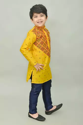 printed  kurta and pyjama set for boys best for ethnic wear, casual wear, party wear