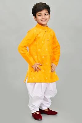 Yellow embroidery high quality kurta and patiyala set for boys 3