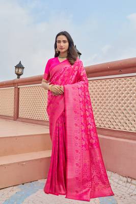KORAMS DESIGN PINK KANJIVARAM SILK ZARI WOVEN FLORAL DESIGN CASUAL WEAR WOMEN SILK SAREE WITH BLOUSE 4