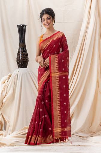 Traditional Maroon Cotton Blend Handloom Saree