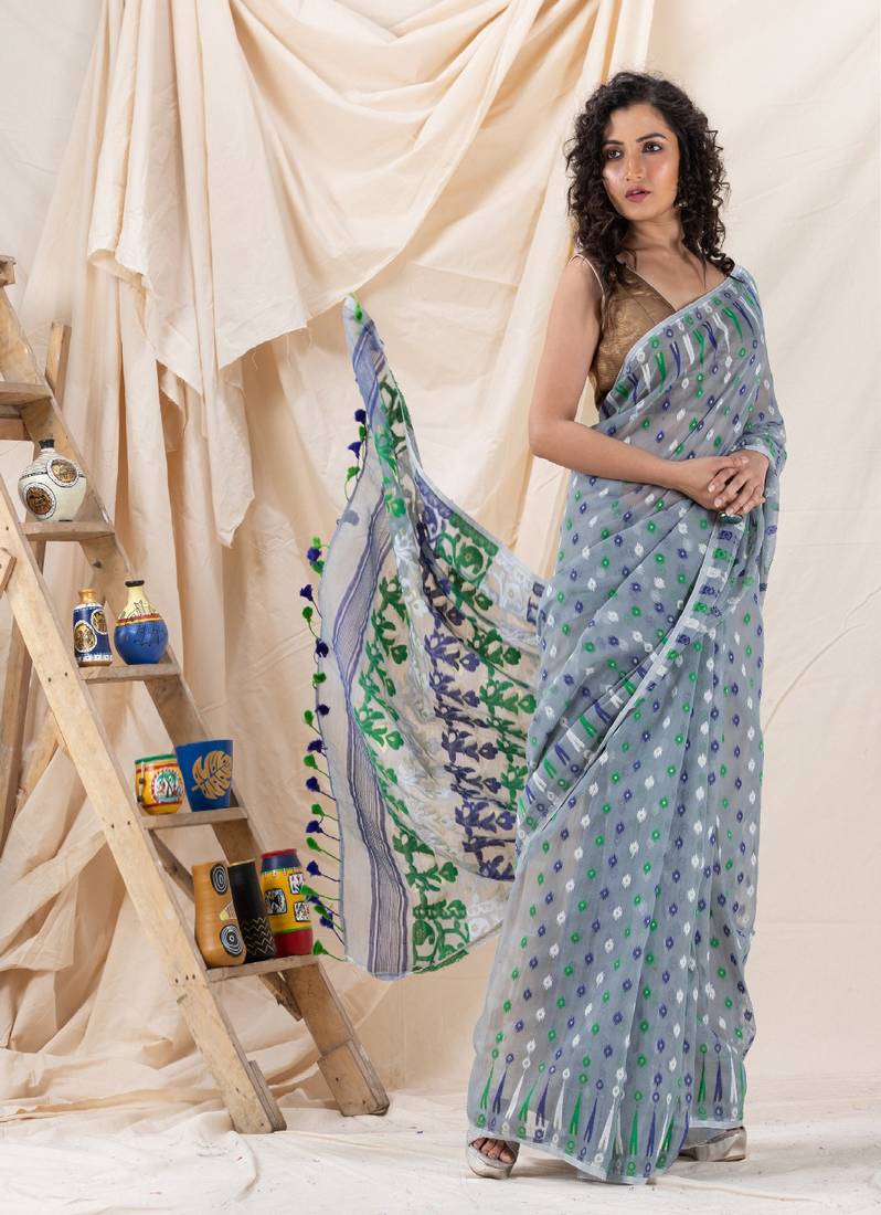 Traditional Silver Grey Soft Dhakai Jamdani Saree Without Blouse