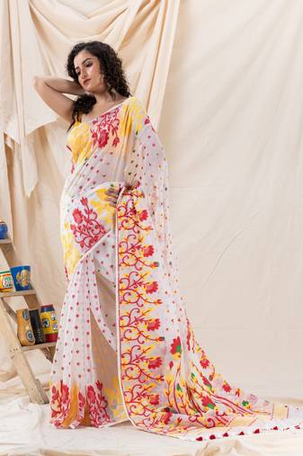 Traditional White Soft Dhakai Creeper Jamdani Saree Without Blouse
