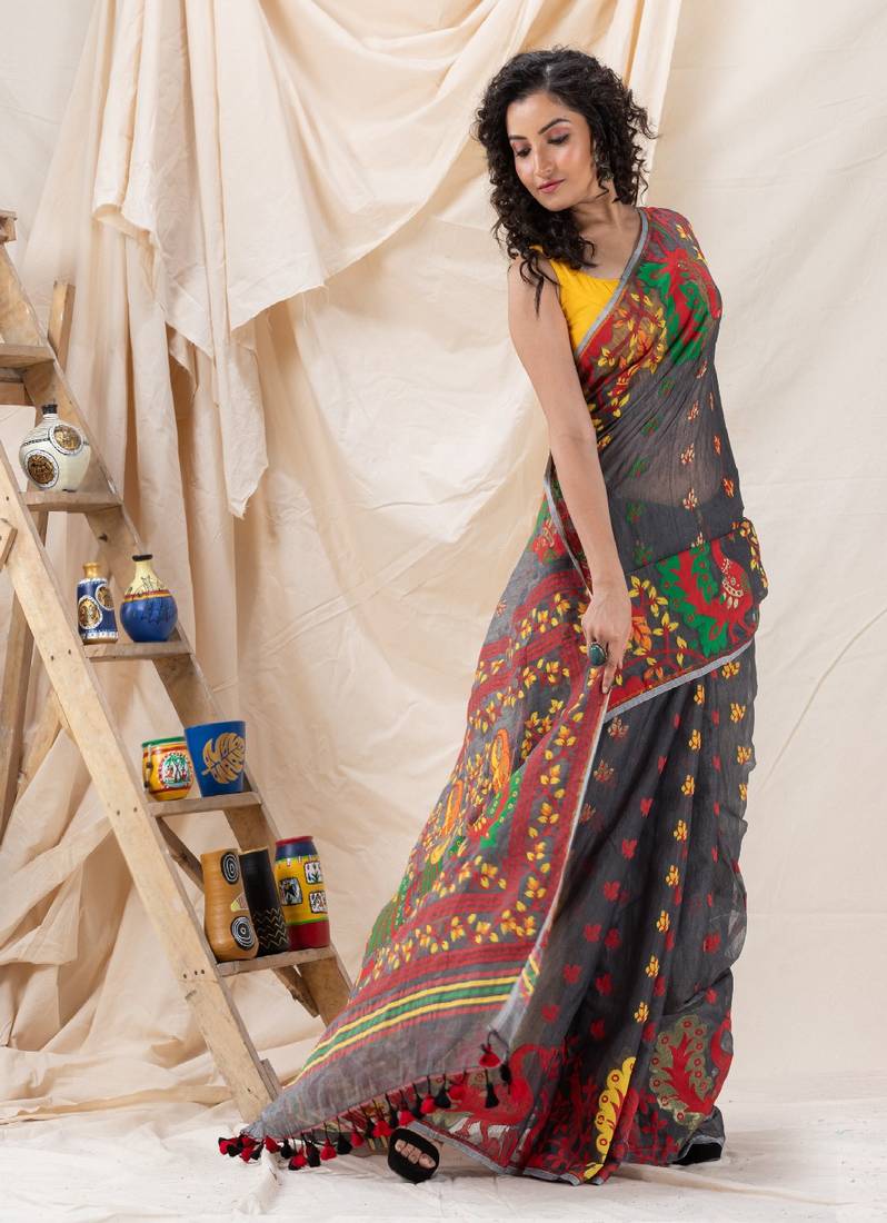 Traditional Gray Soft Dhakai Jamdani Saree Without Blouse