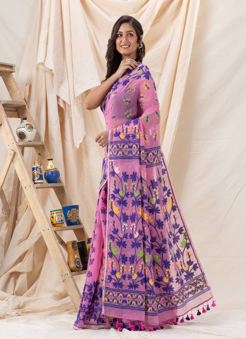 Traditional Light Fuchsia Soft Dhakai Jamdani Saree Without Blouse