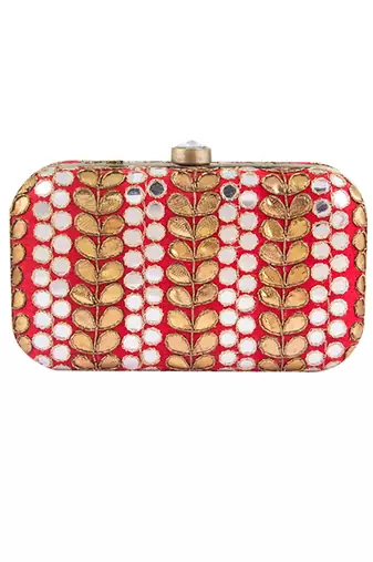 Red gotapatti clutch