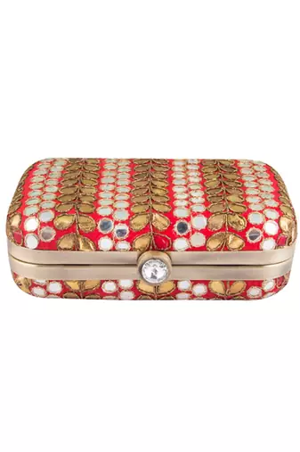 Red gotapatti clutch