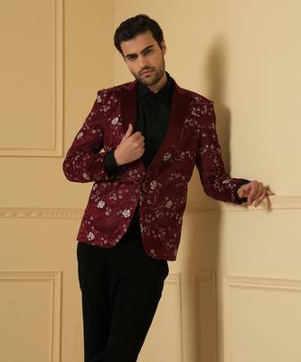 Maroon embriodered blazer set 5
