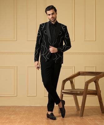 Black versitial tweed blazer 1