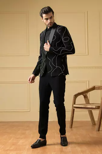 Black versitial tweed blazer
