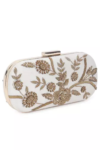 Dazzling beige clutch