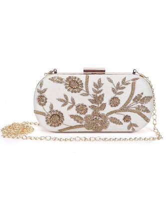 Dazzling beige clutch 5