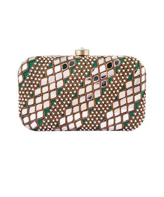 Green mirrorwork clutch 1