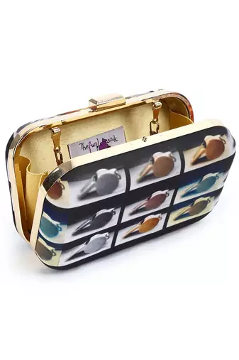 Multicolor whistle clutch