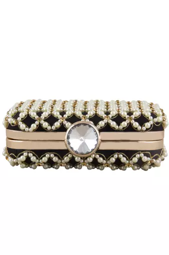 Black pearl bead beauty clutch