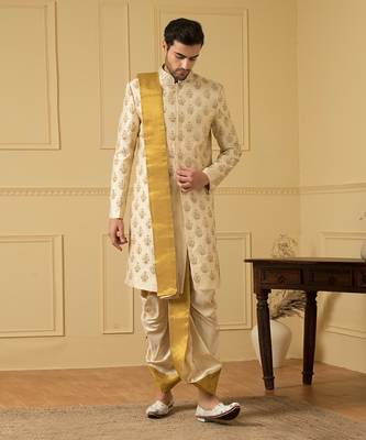 Gold boota zardosi sherwani set 2
