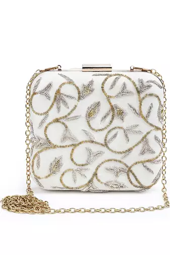 Beige square vino design clutch