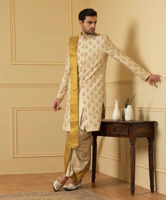 Gold boota zardosi sherwani set 5