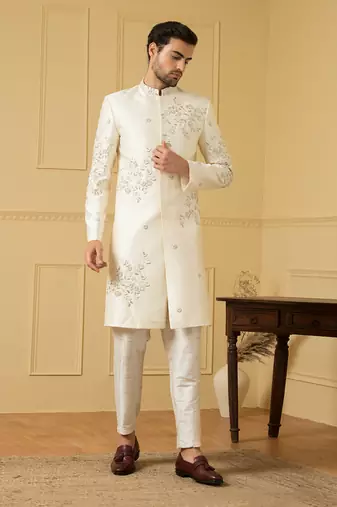 Cream embroidered and zardozi work sherwani