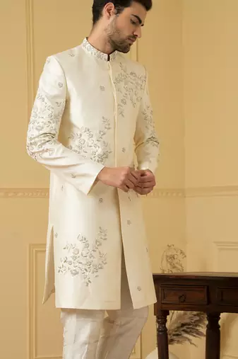 Cream embroidered and zardozi work sherwani