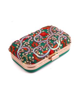Green gardenia clutch 4