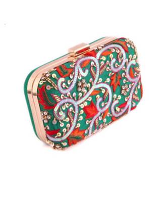 Green gardenia clutch 5