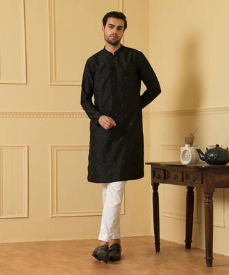 Black dot embroidered kurta 1