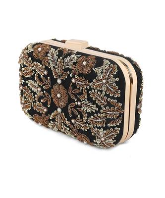 Black bazooka clutch 4