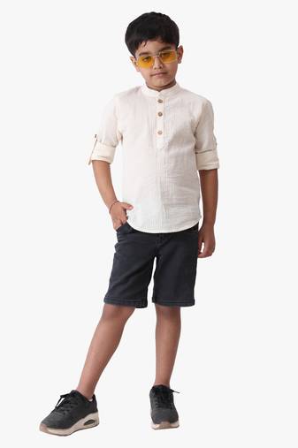Jilmil boy's cotton seersucker roll-up sleeves shirt