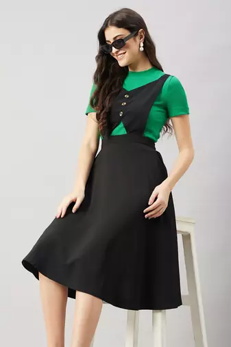 Winered women black pinafore flared dress