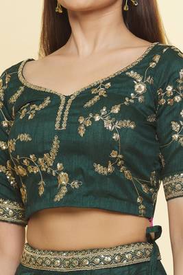 Elegant  Art Silk Bottle Green Emerald Simple Lehenga Choli For Mehendi 5