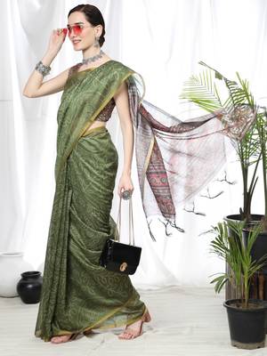 MEHNDI BANDHANI PRINT LINEN TREANDY SAREE 2