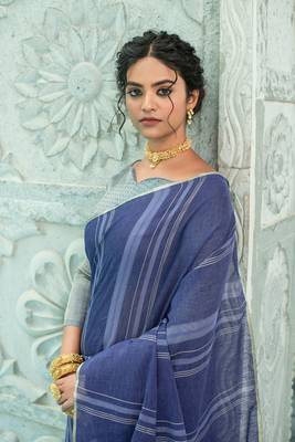 LIGHT BLUE LINEN  PRETTY SAREE 2