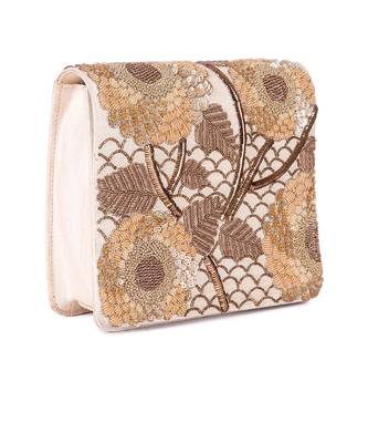 Beige bahaar clutch 2