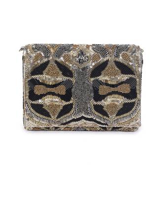 Evergreen clutch 1