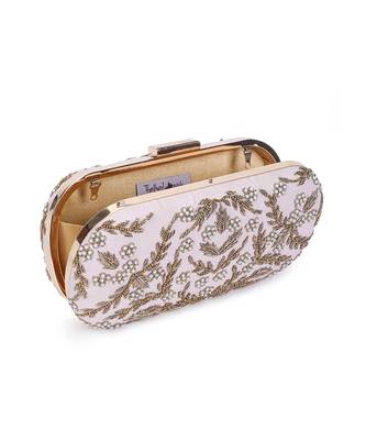 Pink graceful clutch 3