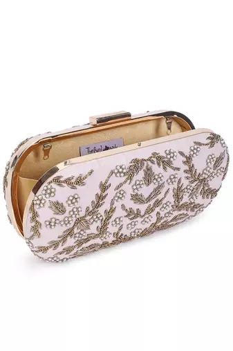 Pink graceful clutch