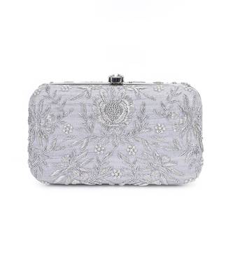 Silver pleasing clutch 1