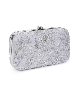 Silver pleasing clutch 3