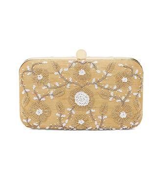 Golden elegant clutch 1