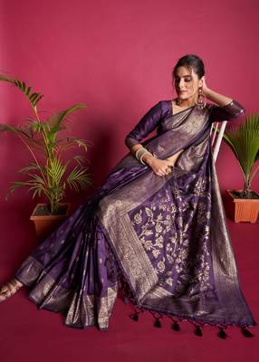 PURPLE MOST ELEGANT BANARASI SILK SAREE 3