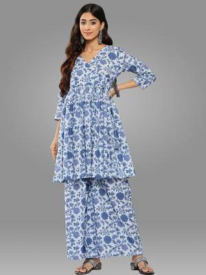 Janasya women's light blue cotton botanical printed tunic with palazzo 1