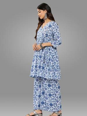 Janasya women's light blue cotton botanical printed tunic with palazzo 3