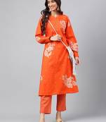 Janasya women's orange cotton floral printed kurta with pants
