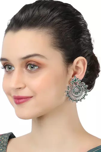 Silver-toned contemporary chandbalis
