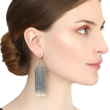 Silver-plated handcrafted drop earrings 2