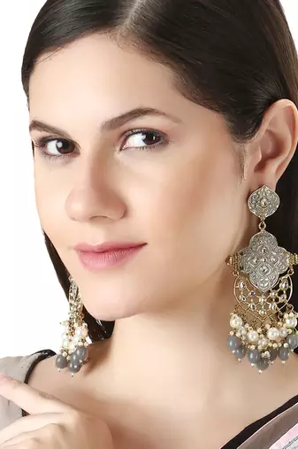 Gold plated women grey drop earing